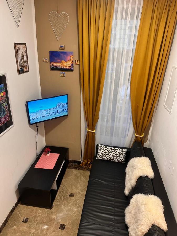 As Small As Caravans فيينا المظهر الخارجي الصورة